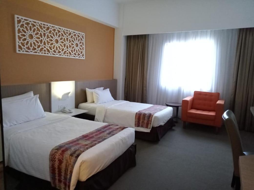Grand Barakah Hotel Ampang  Exterior photo